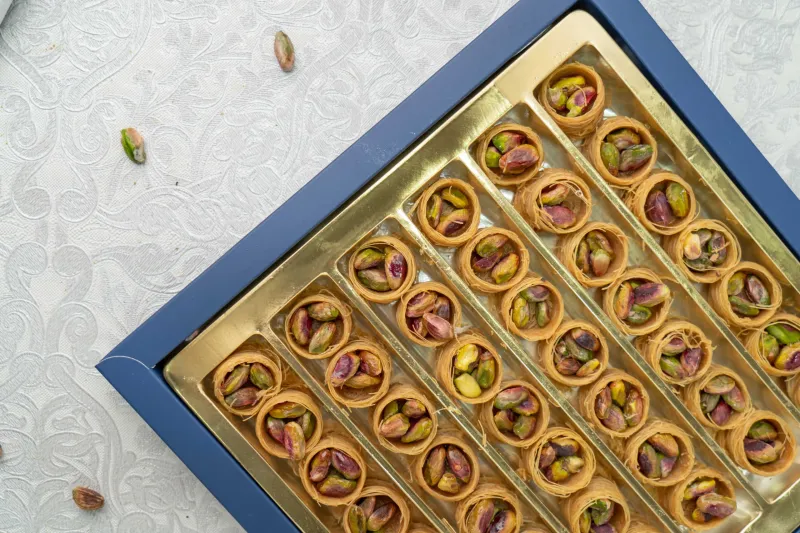 عش البلبل فستق